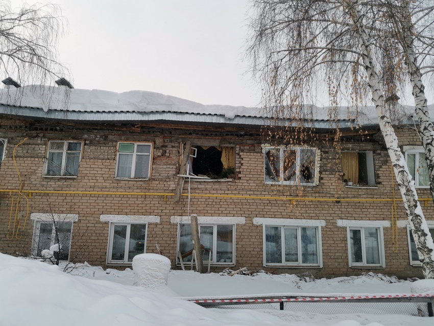 По факту просевшей крыши в Шарлыке возбудили уголовное дело