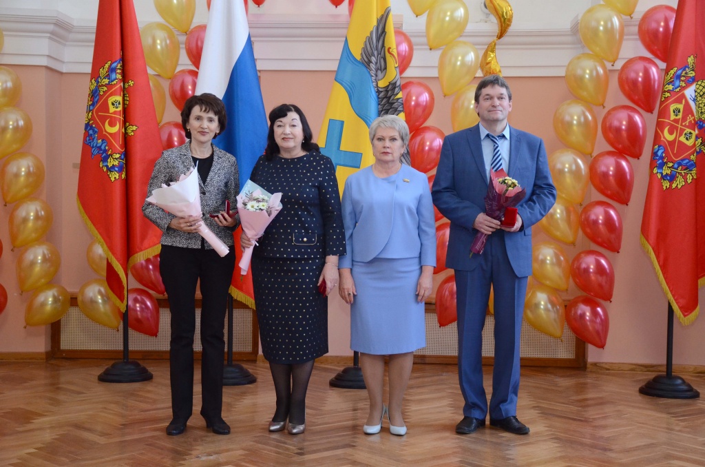 В Оренбурге наградили работников культуры