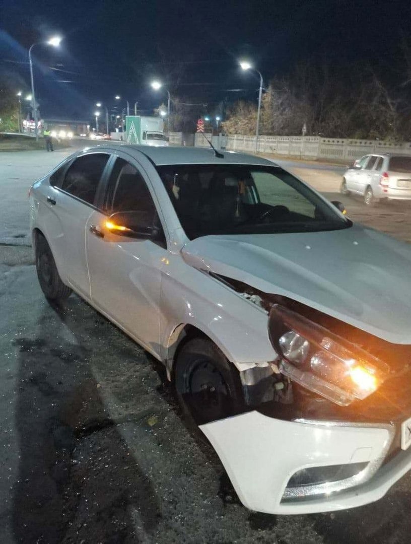 В Оренбурге на ул. Полтавской в ДТП пострадали несовершеннолетние