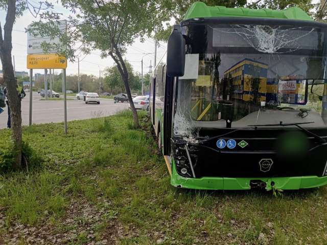 В Оренбурге произошло ДТП с пассажирским автобусом «ЛиАЗ»