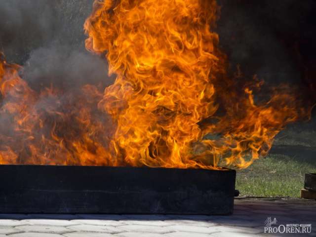 За минувшие сутки в Оренбуржье произошло 26 пожаров