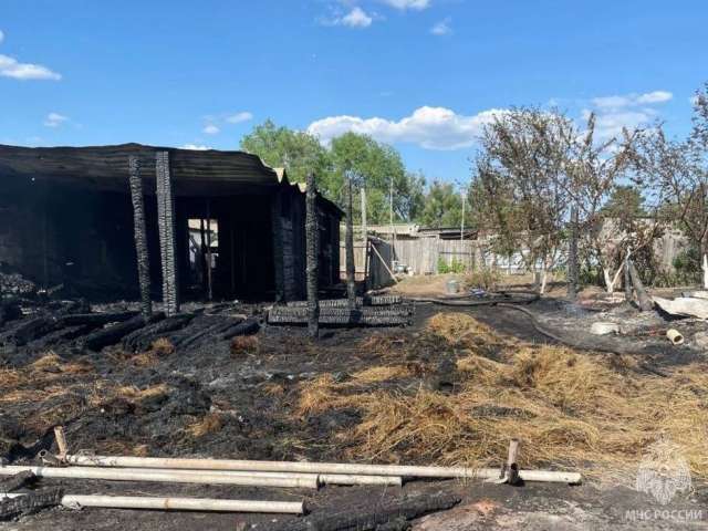 В Соль-Илецком муниципальном округе потушили пожар