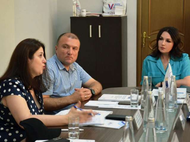Облизбирком Оренбуржья провел встречу с партиями по вопросам подготовки к выборам
