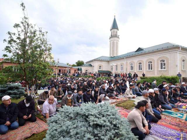 Мусульмане Оренбуржья отмечают Курбан-байрам