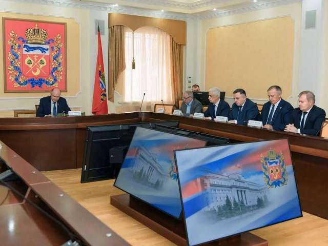 В Оренбурге обсудили подготовку электросетей к зиме