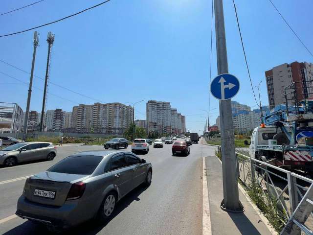 Изменение организации дорожного движения на улице Салмышской в Оренбурге