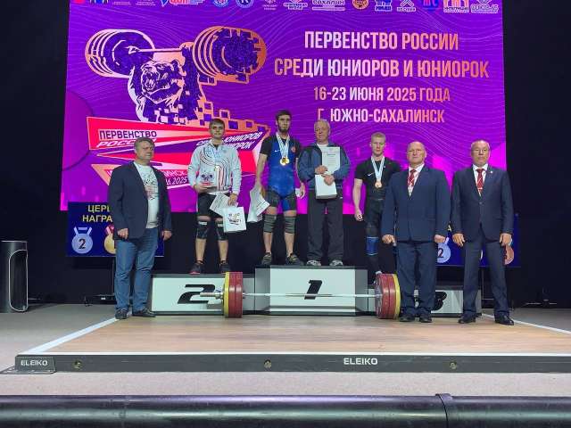 Пять медалей и путевка в Европу: успех оренбургских тяжелоатлетов на первенстве России