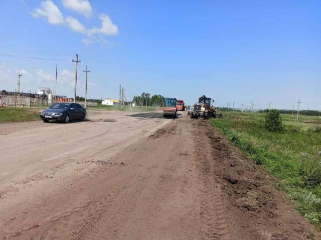 В Оренбуржье продолжается ремонт дорог «Бугуруслан - Заглядино» и «Заглядино – Тарханы»