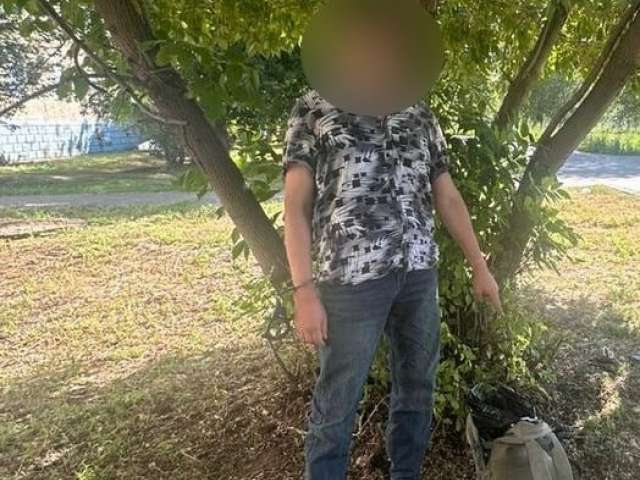 Полицейские изъяли у жителя Оренбурга более 300 граммов каннабиса