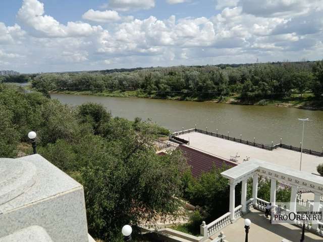 Завтра в Оренбуржье ожидаются гроза и жара до +32°С 