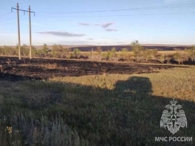 В Гайском городском округе тушили ландшафтный пожар