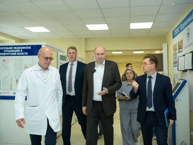 Евгений Солнцев посетил Первомайский район с рабочим визитом