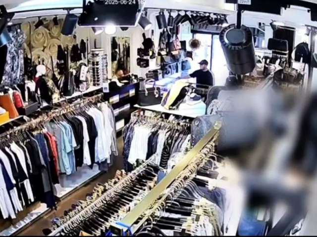 За попытку бесплатного шопинга в Оренбурге мужчине грозит до 4 лет тюрьмы