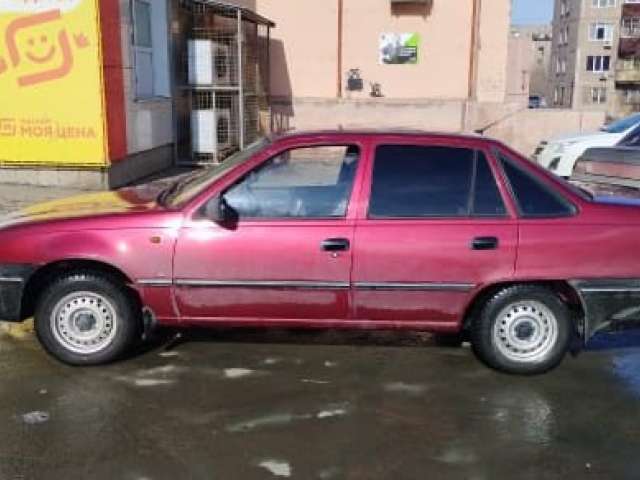 Орские полицейские разыскивают угонщика автомобиля «Дэу Нексия»