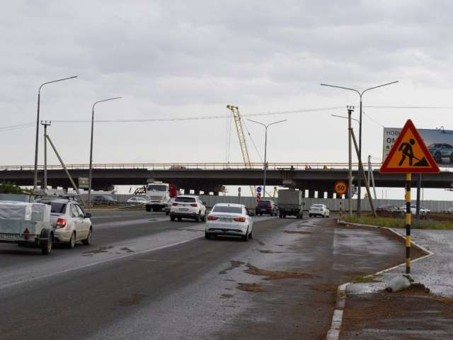 В Оренбурге на ул. Гаранькина продолжается строительство новой транспортной развязки 