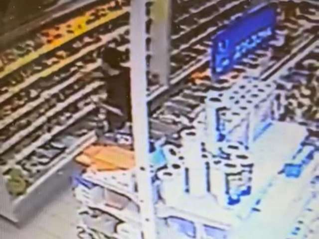 В Орске задержали мужчину, укравшего в «Магните» продукты на 9 тысяч рублей