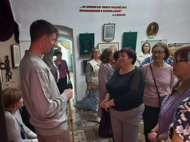 Музей истории Оренбурга приготовил подарок для пенсионеров ко Дню пожилых людей