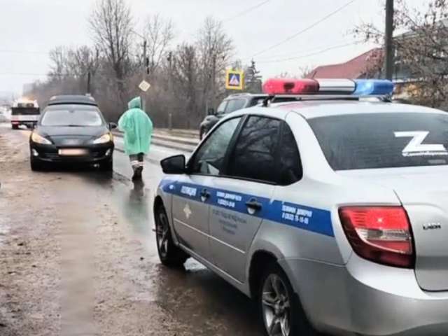 В Бугуруслане пенсионер на иномарке сбил 16-летнюю девушку на переходе