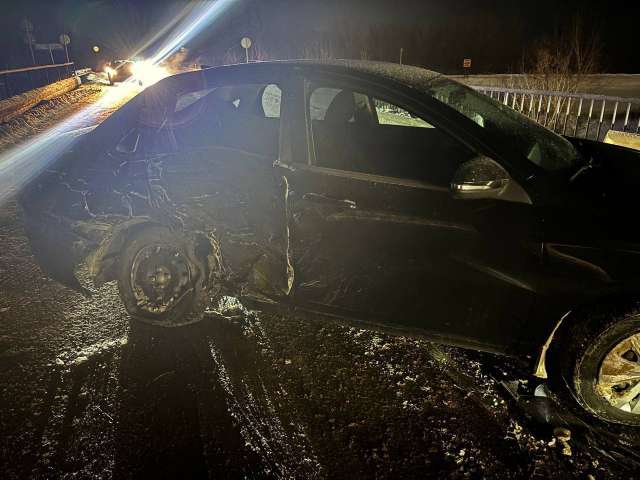 В Бузулукском районе в ДТП столкнулись три автомобиля, есть пострадавшие