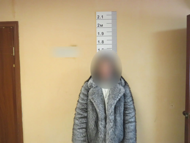 В Оренбурге во время патрулирования сотрудники ППС задержали женщину с наркотиками
