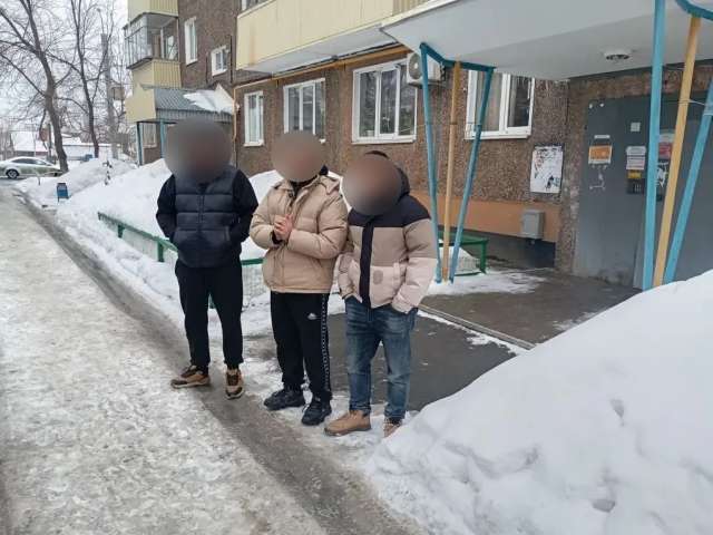  В Оренбурге наркополицейские задержали юного кладмена с крупной партией синтетики