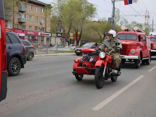 В Оренбурге состоялся традиционный автопробег пожарной техники