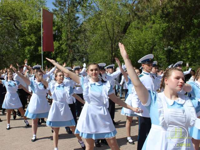  «Вальс Победы» проходит в Оренбурге 