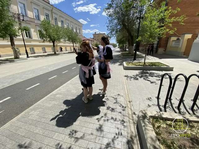 Последний звонок прозвенел для выпускников Оренбурга!