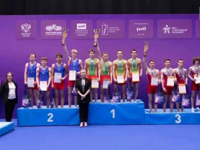 Оренбургские батутисты стали призерами отборочных соревнований в Санкт-Петербурге