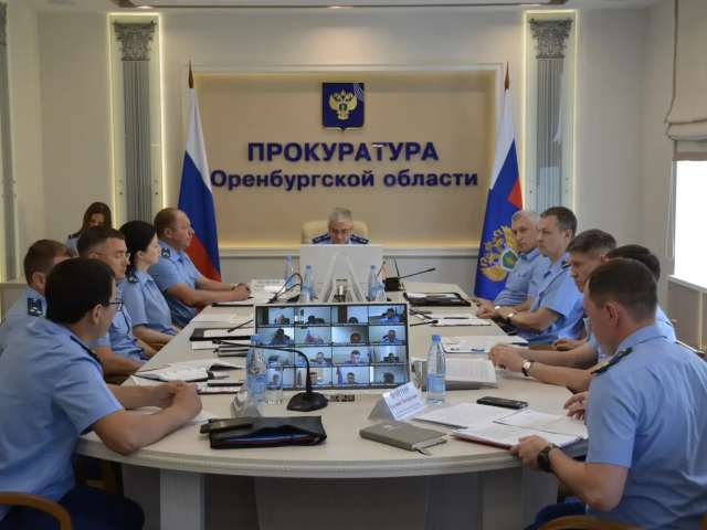 В Оренбуржье с начала года выявлено 1,8 тысяч нарушений в сфере выплаты зарплаты