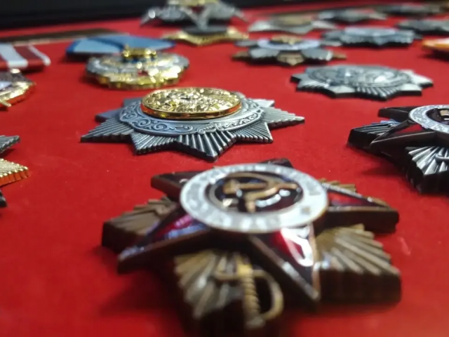«Ордена и медали Великой Победы»: оренбургская выставка привлекла дипломатов 16 стран в Хорватии