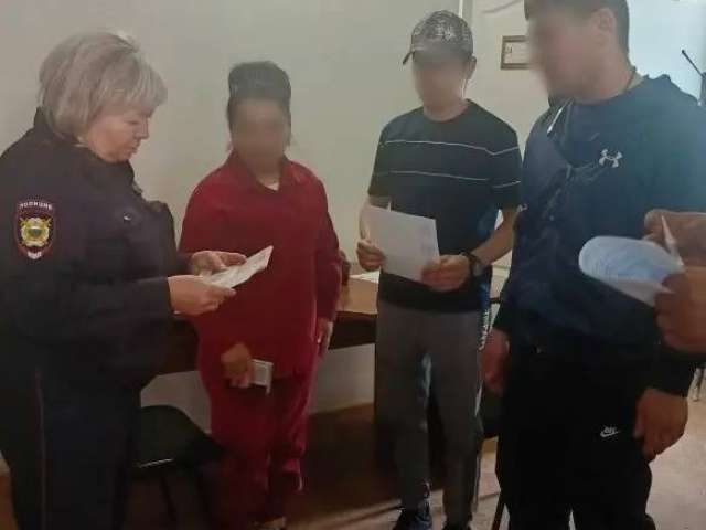 Троих нелегальных мигрантов выявили полицейские в Пономаревском районе