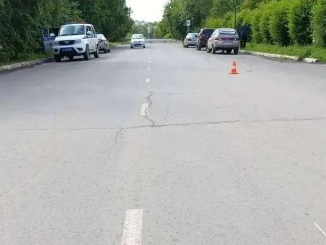 В Медногорске ребенок на самокате оказался под колесами «Нивы»