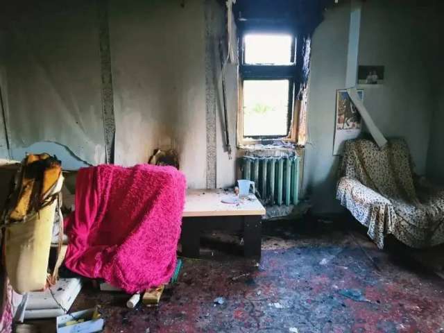 В Оренбурге полицейские спасли пожилого мужчину из горящего дома