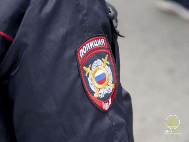 В Оренбуржье мужчина проник ночью в дом односельчанки и угрожал ей убийством