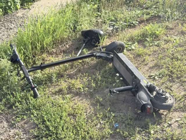 Под Оренбургом произошло ДТП с «Ладой» и электросамокатом — пострадали двое подростков