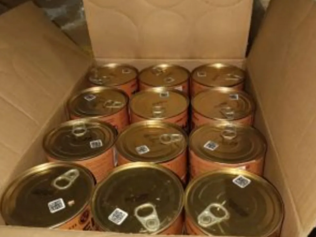 Нелегальные консервы: более 2,9 тонн продукции развернули на границе в Оренбуржье