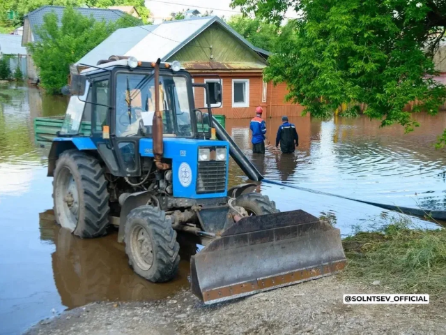 Жители Бугуруслана могут оформить выплаты за пострадавшее от ливней жилье