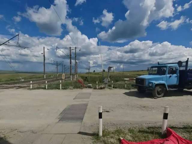На трассе Орск-Башкортостан пешеход попал под грузовик — насмерть 