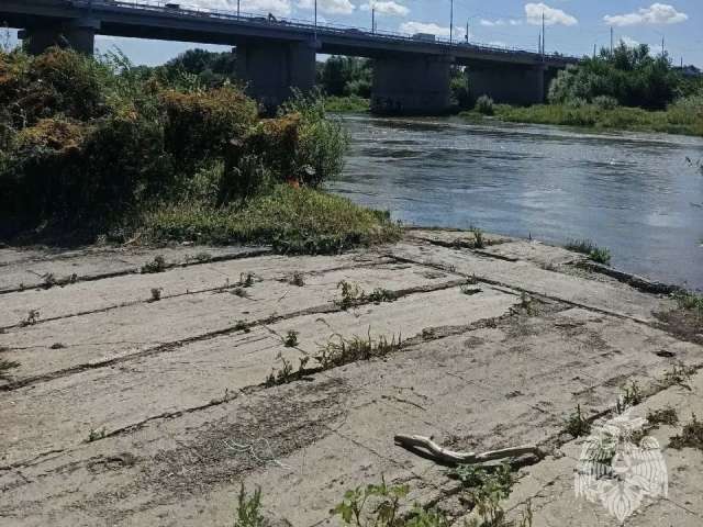 Очередная трагедия у воды: в Оренбурге на Урале утонула женщина