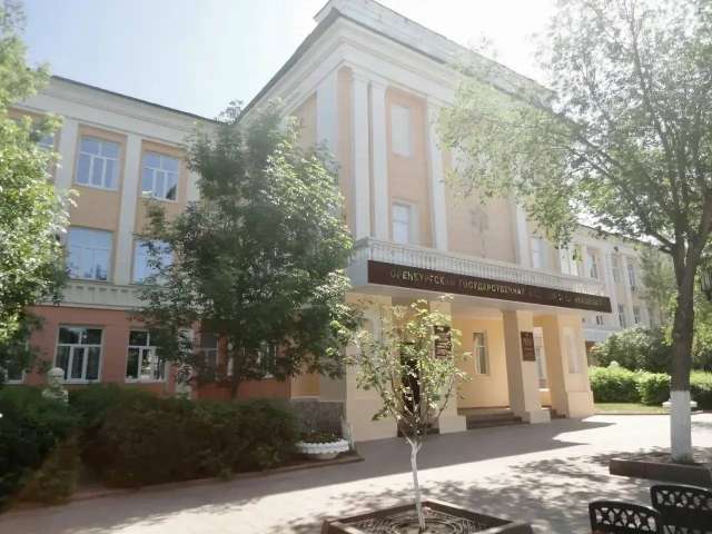 Почти 5 тысяч заявлений подали абитуриенты в ОрГМУ