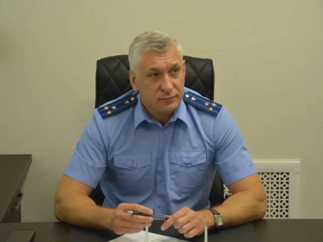 Зампрокурора Оренбуржья провел приемы граждан