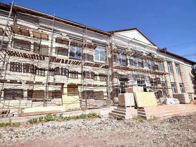 Второй корпус лицея №1 в Оренбурге отремонтировали на 70%