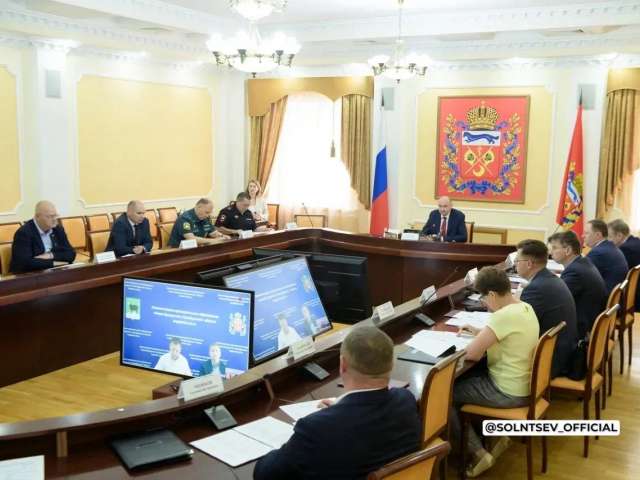 До 31 августа – всё должно быть в норме: в Оренбуржье усиливают безопасность маршрутов к школам