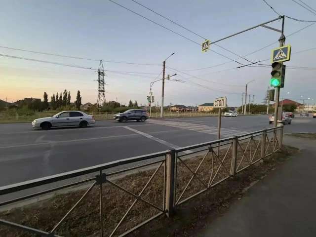 В Оренбурге на регулируемом переходе автомобиль сбил мальчика на велосипеде