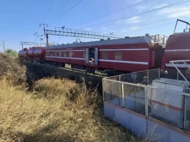 В Орске проверят соблюдение пожарной безопасности после возгорания у железной дороги