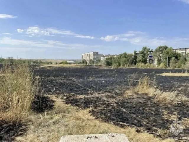 В Оренбуржье ликвидировали два ландшафтных пожара