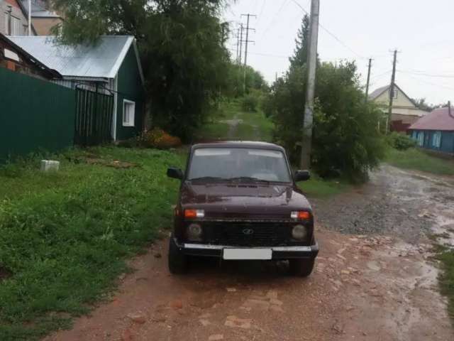 В Бугуруслане 19-летний парень угнал автомобиль, чтобы доехать до дома