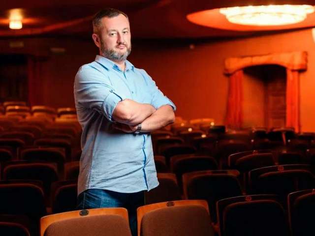 Худрук Орского драмтеатра Денис Радченко удостоен государственной награды