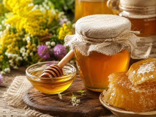 Как выбрать хороший мёд: 7 признаков качественного продукта